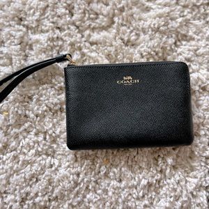 New Coach wristlet for cards and phone Med size black
